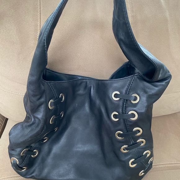 Michael Kors - Picture 2 of 5